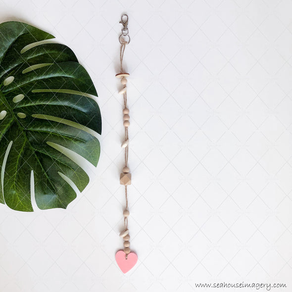 Craft Hanging Creations 3138 Pink Heart Cowrie Shells Button Round & Hexagonal Wooden Beads 46.5cm